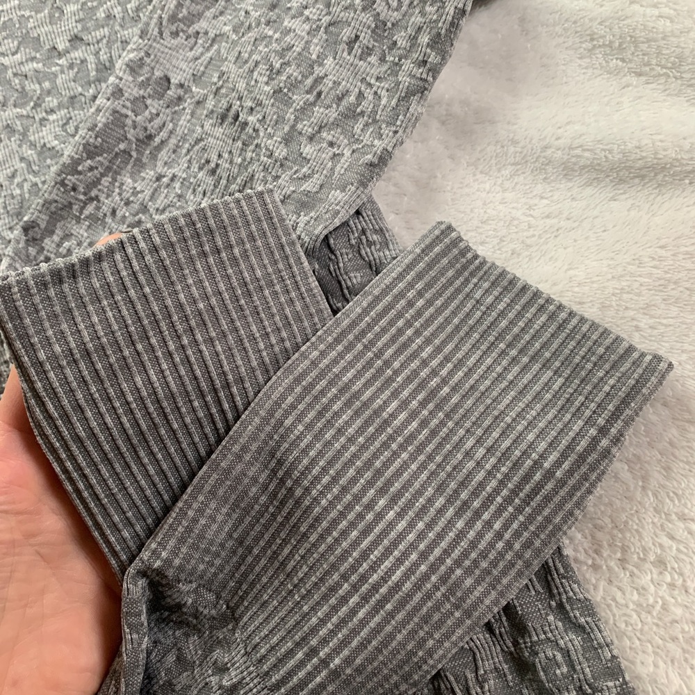 Lululemon Rest Less Pullover - Picture 5 of 12